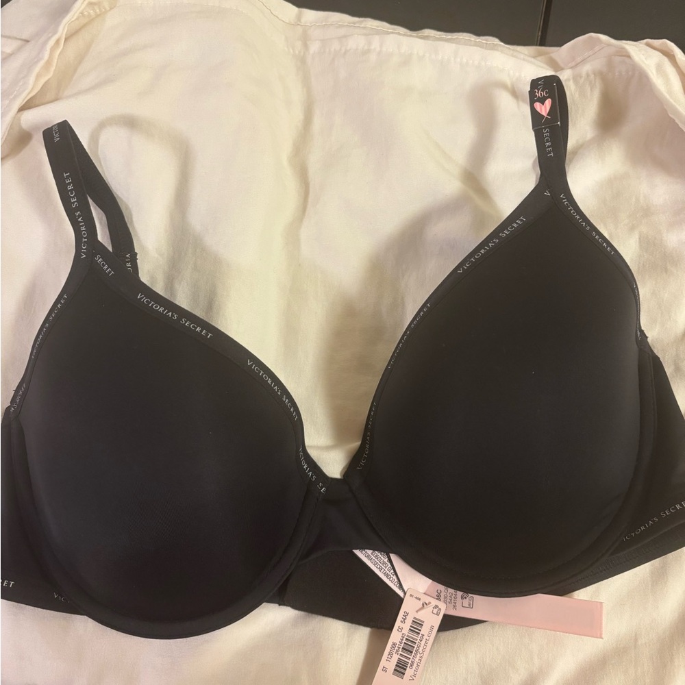 Victoria's Secret Black Smooth T-Shirt Bra with Branded Trim